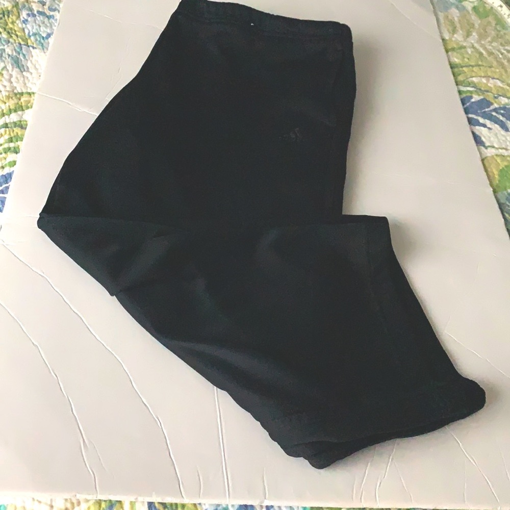 💥Adidas Workout Capris- Size M💥